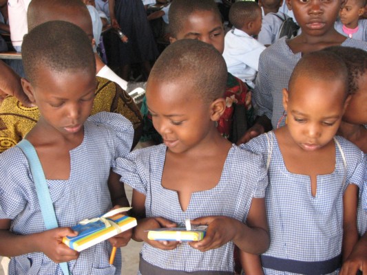 KidsWithBibles2.jpg